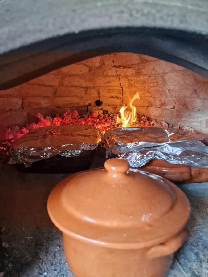 Casa Nikana Turcifal Bagian luar foto