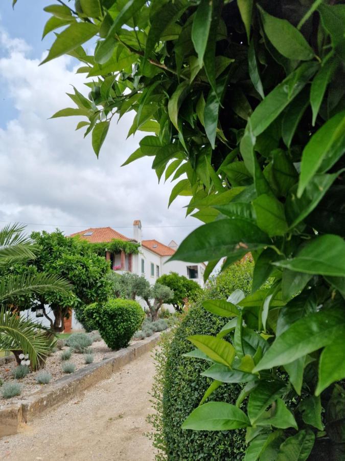 Casa Nikana Turcifal Bagian luar foto