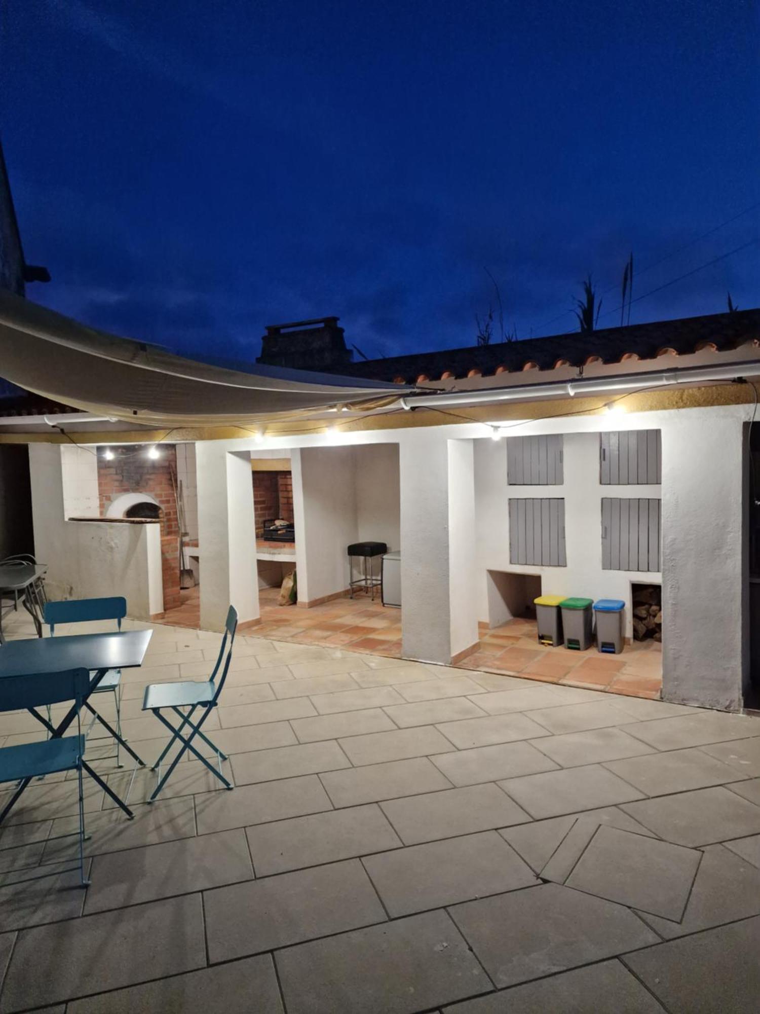 Casa Nikana Turcifal Bagian luar foto